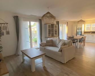 Villa on Arcachon Bay - Audenge - Salon