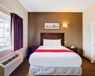 Hotel O Dilley Main St Tx - Dilley - Ložnice