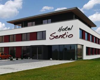 Hotel Sentio - Vöhringen (Baviera) - Edificio