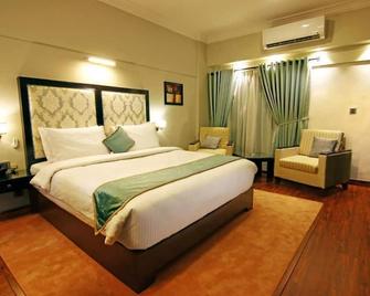 The Reserve Boutique Hotel - Karachi - Bedroom