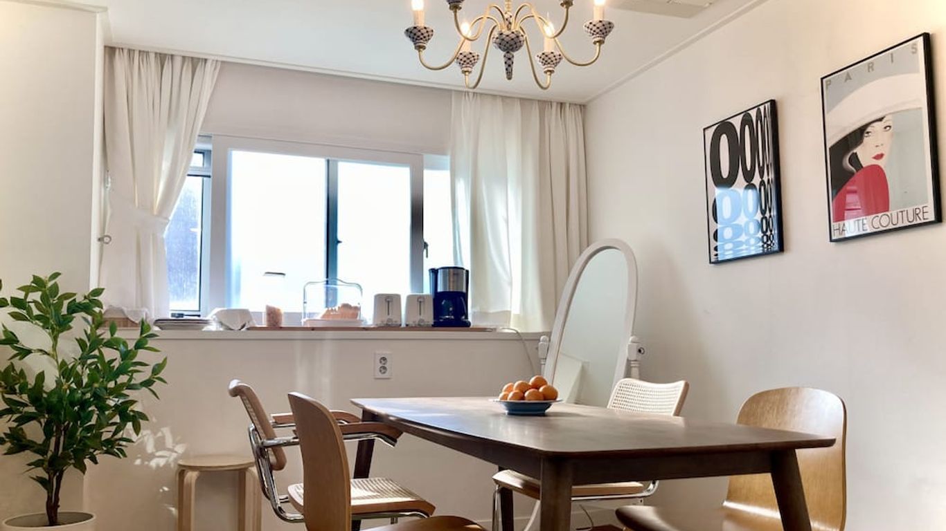 菲爾斯塔明洞中心店