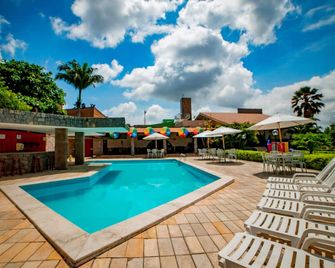 Hotel Três Palmeiras - Gravata - Bazén