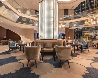 Intercontinental Hotels Lisbon By IHG - ליסבון - בניין