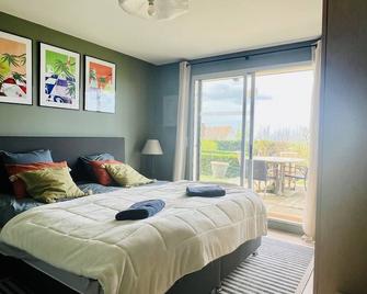 Large apartment with garden and terrace with sea view - 2 bedrooms - Benerville-sur-Mer - Schlafzimmer