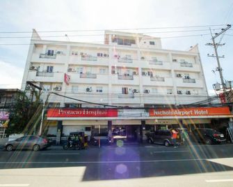 ZEN Rooms Ninoy Aquino Airport - מנילה - בניין