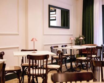 Honest Granada Hotel - Granada - Restaurant