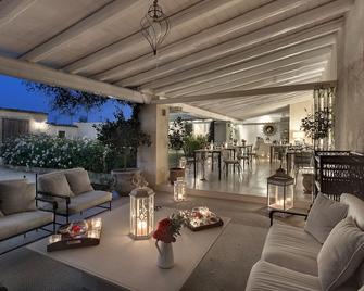 Donna Coraly Country Boutique Hotel - Siracusa - Patio