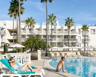 Iberostar Selection Albufera Playa - Can Picafort - Zwembad