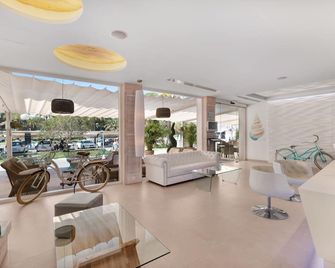 Plaza Santa Ponsa Boutique - Adults Only. - Santa Ponsa - Σαλόνι ξενοδοχείου