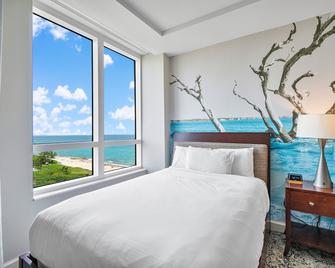 Palm Beach Singer Island Resort & Spa Luxury Suites - Riviera Beach - Bedroom