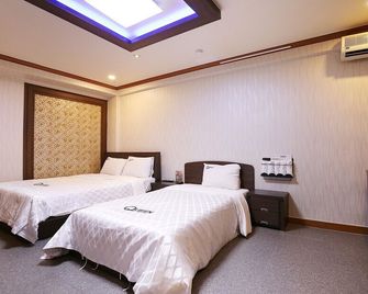 퀸모텔 - 청양 - 침실