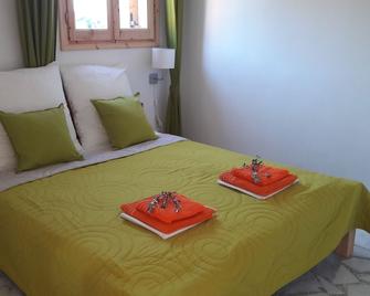 Apartment Kymi with fantastic sea views - Kymi - Camera da letto