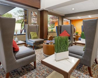 Best Western Plus Miamisburg-Dayton Suites, Banquets & Hotel - Miamisburg - Salónek