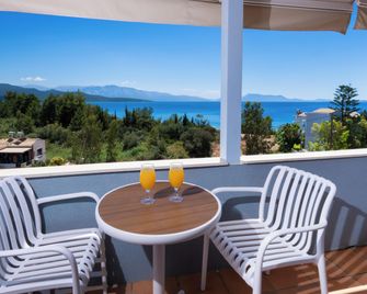 Ionio Hotel - Episkopos - Balcón