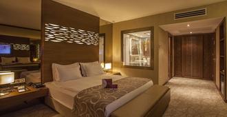 Grand Hotel Gaziantep - Gaziantep - Bedroom