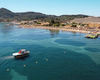 Messonghi Beach Hotel - Moraitika