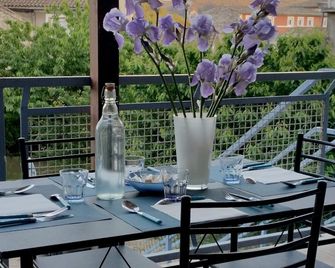 Have a good holiday in the Ardèche gorges - Vallon-Pont-d'Arc - Balcon