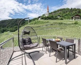 Appartements Toni - Feldthurns - Balkon