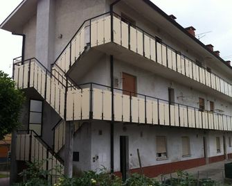 Leo's bed and breakfast - Monfalcone - Edificio
