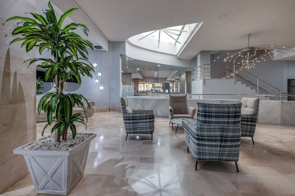 سيناتور أجويلاس هوتل