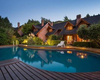 Apart Hotel La Bora - San Martin de los Andes - Pool