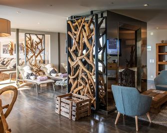 Everness Hotel & Resort - Chavannes-de-Bogis - Lounge