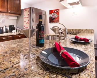 Multnomah Gem - Beautiful, Pampering, Mins To Downtown Portland - Portland