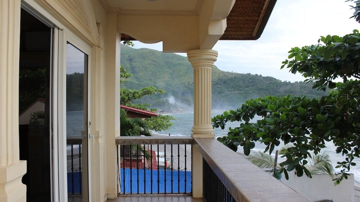 Pundaquit Luxury Resort