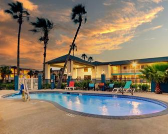 Standard Studio at Port Aransas Texas - Captains Quarters Inn - Port Aransas - Bazén