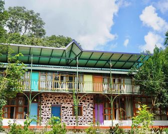Hotel Yan Residency Bhimtal - Nainital - Bhimtal - Gebäude