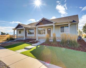 Quiet Evans Home Rental Near Parks and Downtown! - Evans - Building