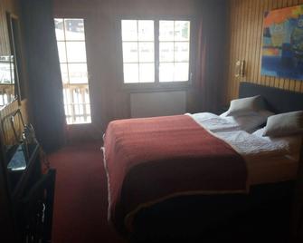 Hotel Schmitta - Fiesch - Bedroom