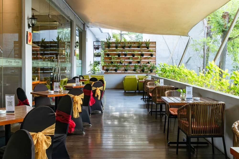 Soll Marina Hotel Serpong - Tangerang City - מסעדה