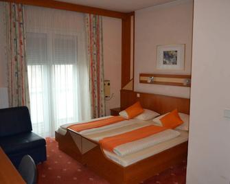 Hotel Aragia - Klagenfurt - Bedroom