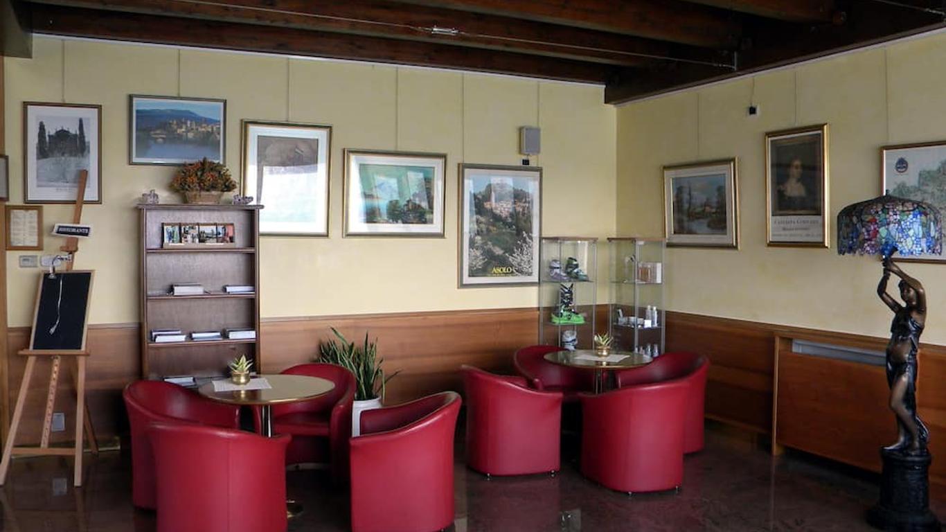 Hotel Corone
