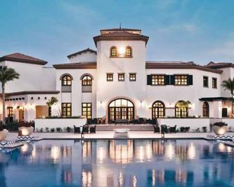 Luxurious Apartment in Mivida with Pool/Gym Access - New Cairo - Building