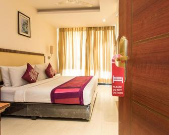 Hotel Nandi - Ujjain - Bedroom