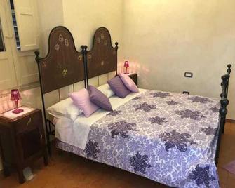 Villa Mascitti B&B Tortoreto Alto - Tortoreto - Camera da letto