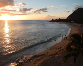 Best Kept Secret On Oahu ! - Waianae - Playa