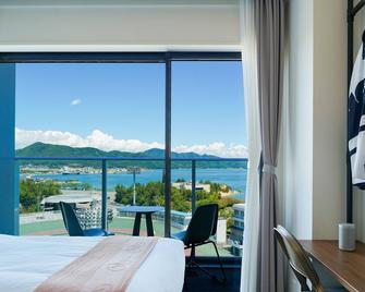 Setouchi Keirin Hotel 10 By Onko Chishin - Tamano - Balcony