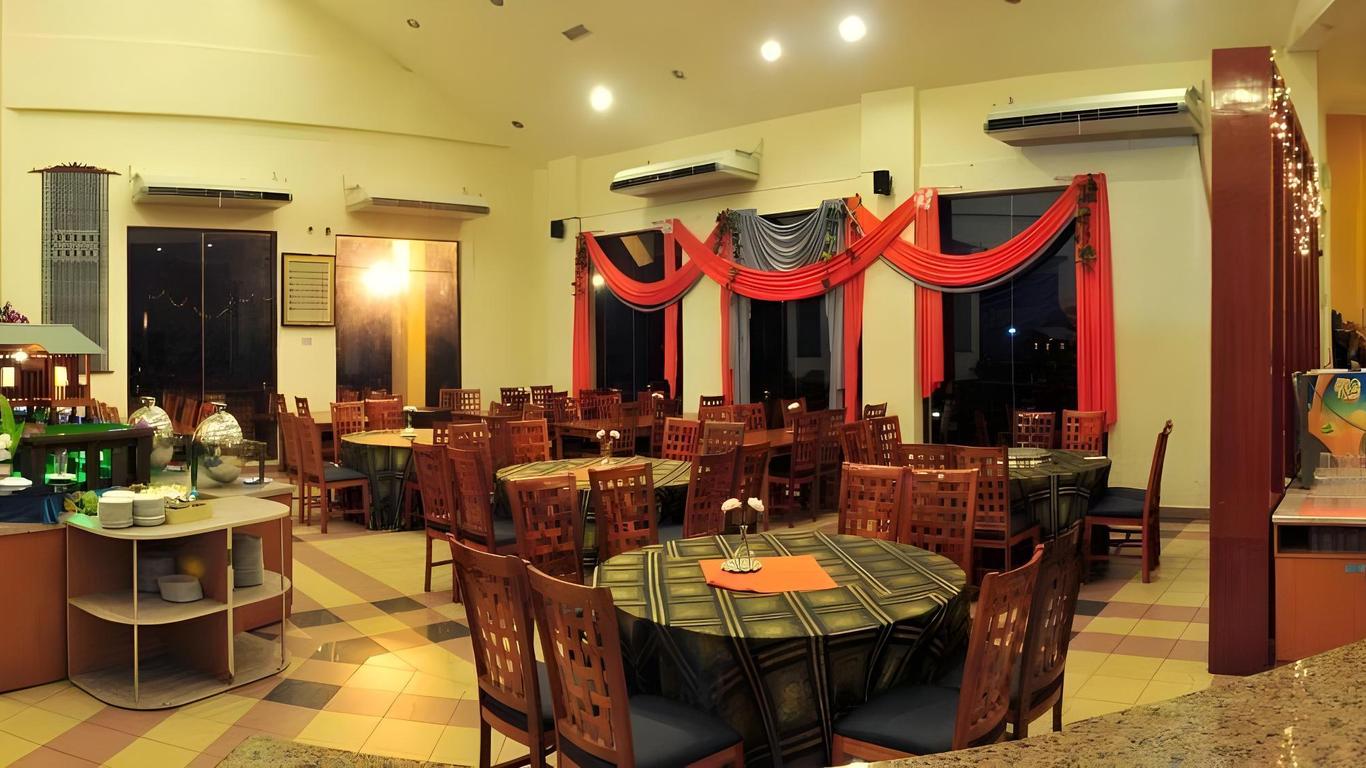 Felda Residence Tekam