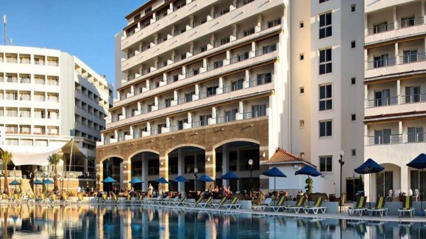 باتيهان بيتش ريزورت آند سبا