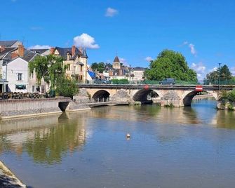 Chic & Contemporain - Vierzon - Außenansicht