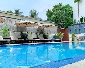 Golden Orchid Angkor - Ciudad de Siem Riep - Piscina