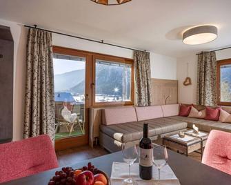 Appartements Rofangarten - Maurach - Huiskamer