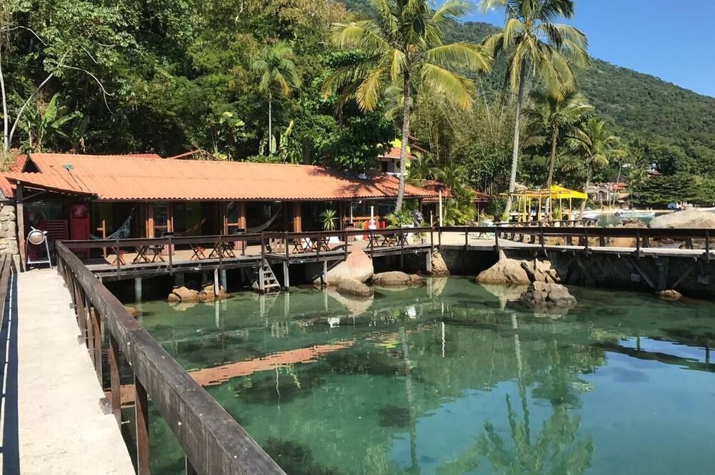 Aquário Pousada Hostel - Vila do Abraao