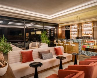 Best Western Premier Hidden Hills Hotel - Karaburun - Lobby