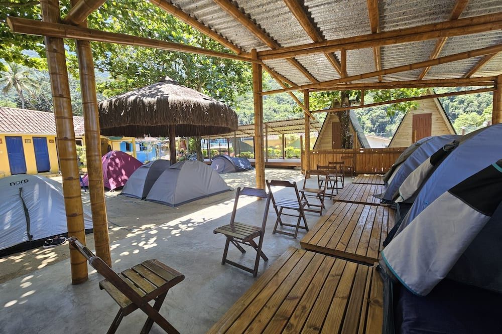 Raio de Sol pousada & camping - אנגרה דוס רייס - פטיו