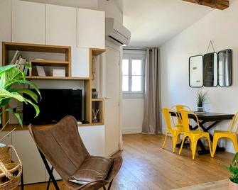 Home Chic Home - Les Toits de Sainte-Ursule - Montpellier - Comedor