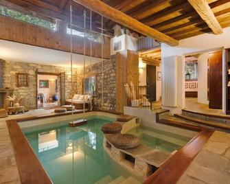 Cà Bossi Retreat above Lake Como - Cernobbio - Pool